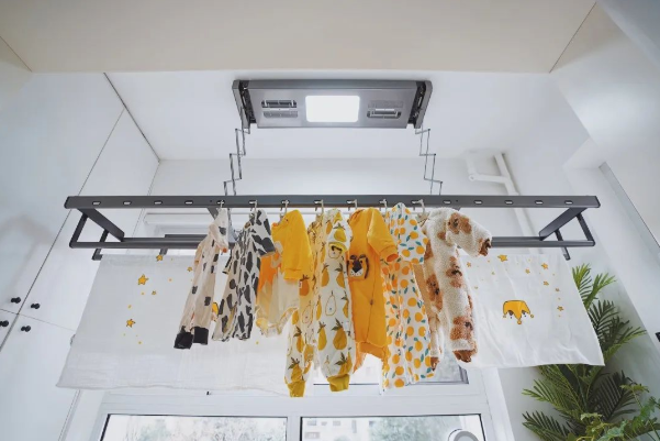 梅雨天氣，晾衣架怎么選？電動(dòng)晾衣架選購攻略，建議收藏！